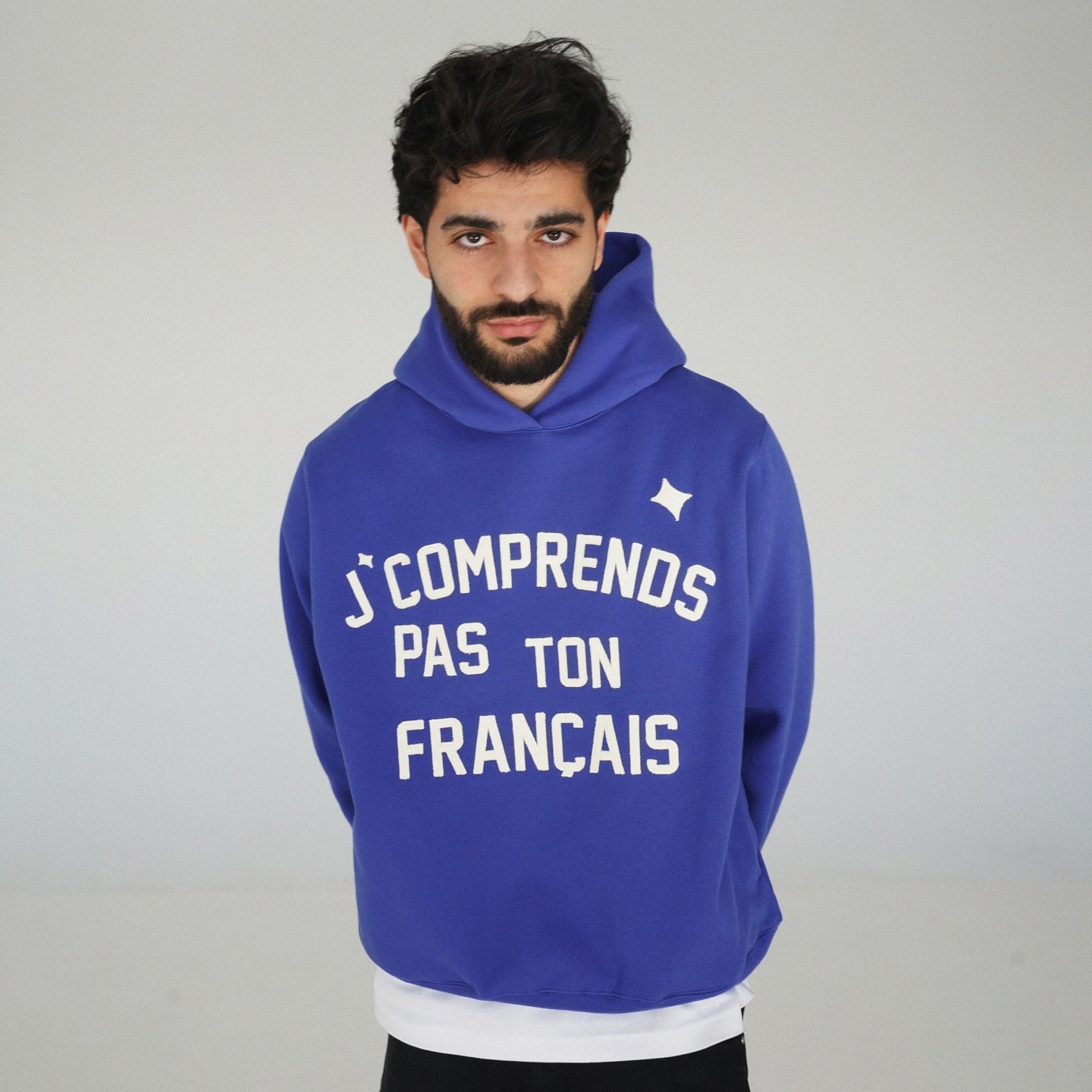 HOODIE “J’COMPRENDS PAS TON FRANÇAIS” - BLEU