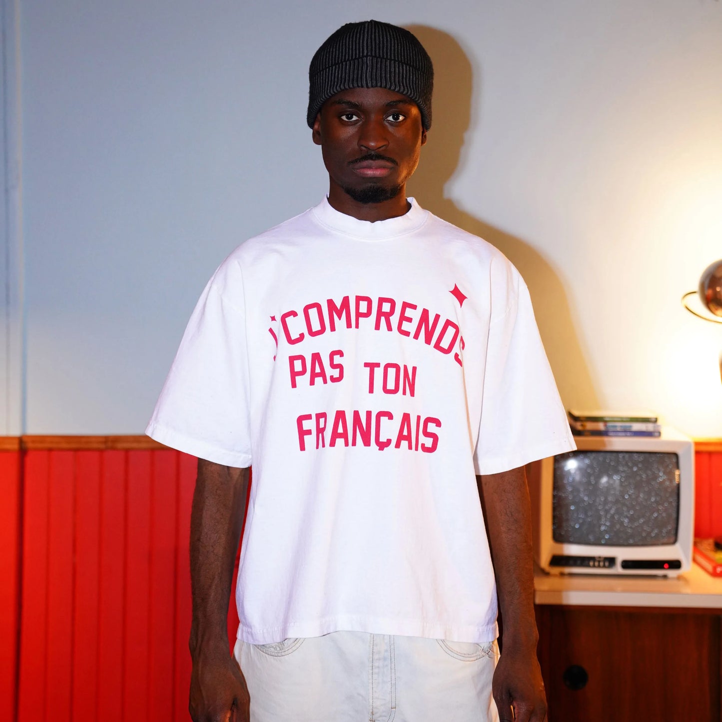 T-SHIRT BOXY OVERSIZED "J'COMPRENDS PAS TON FRANÇAIS" - BLANC ET ROUGE