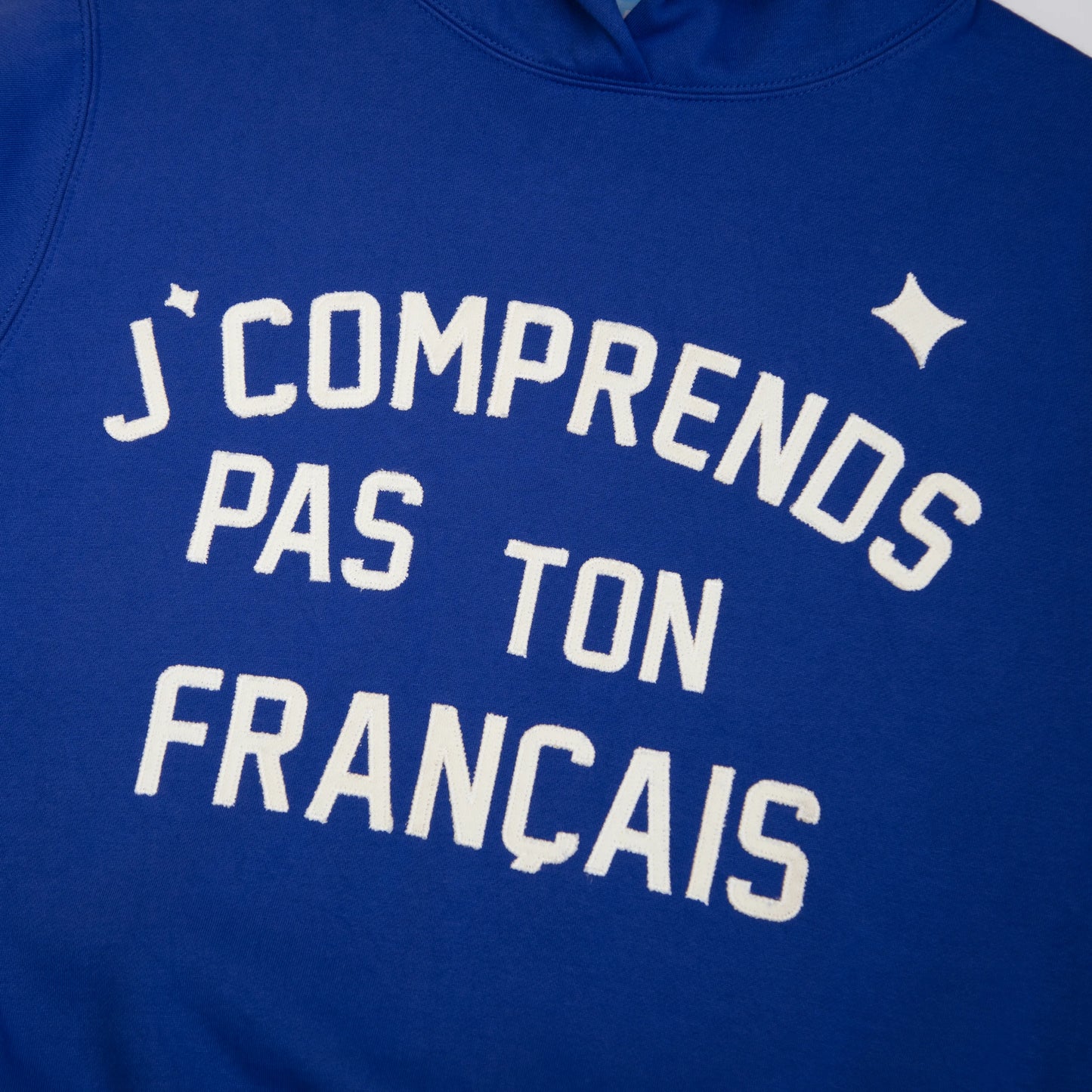 HOODIE “J’COMPRENDS PAS TON FRANÇAIS” - BLEU