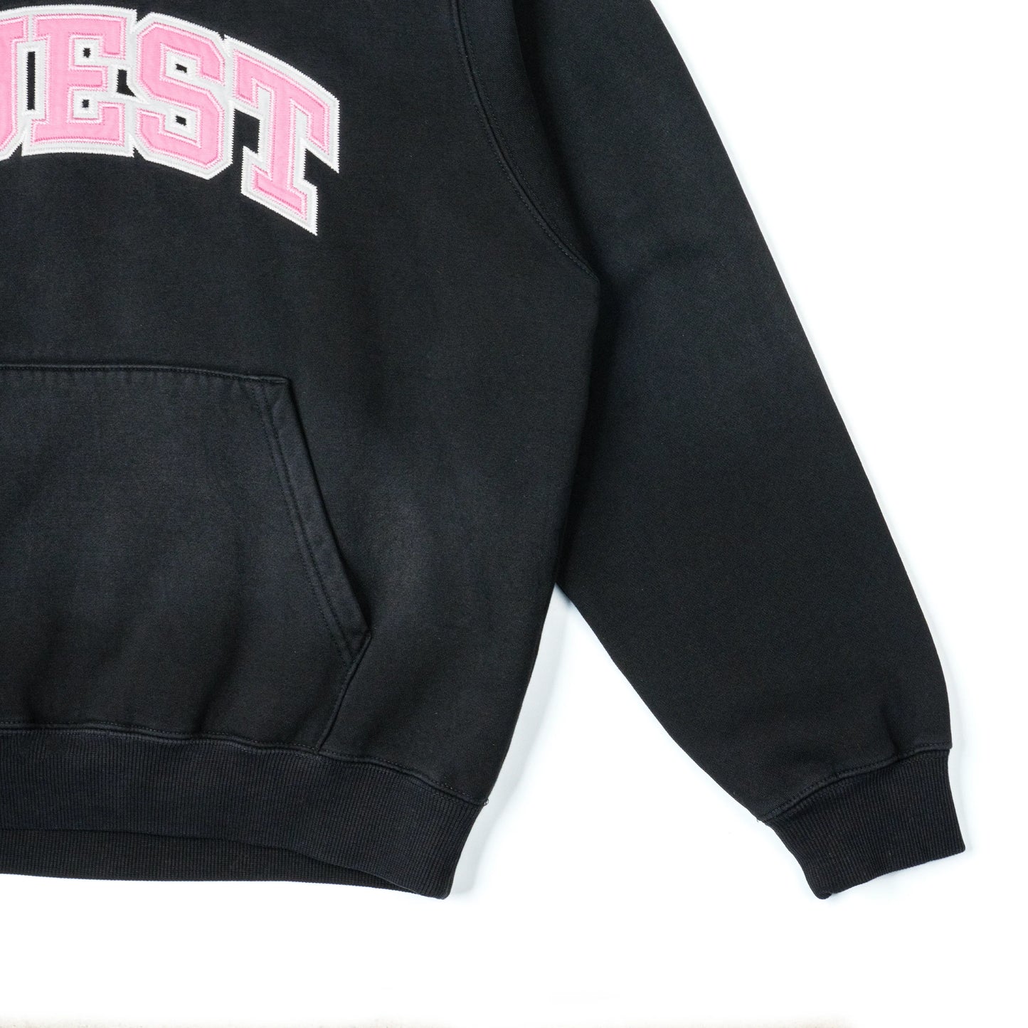 HOODIE “VARSITY” - NOIR WASHED